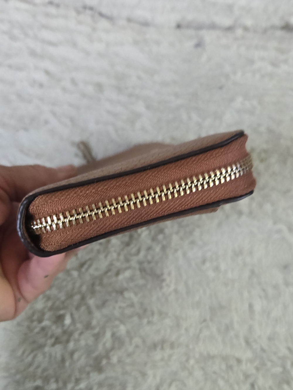 kate spade Pebbled Leather Zip Wallet - Brown EUC - Picture 4 of 9
